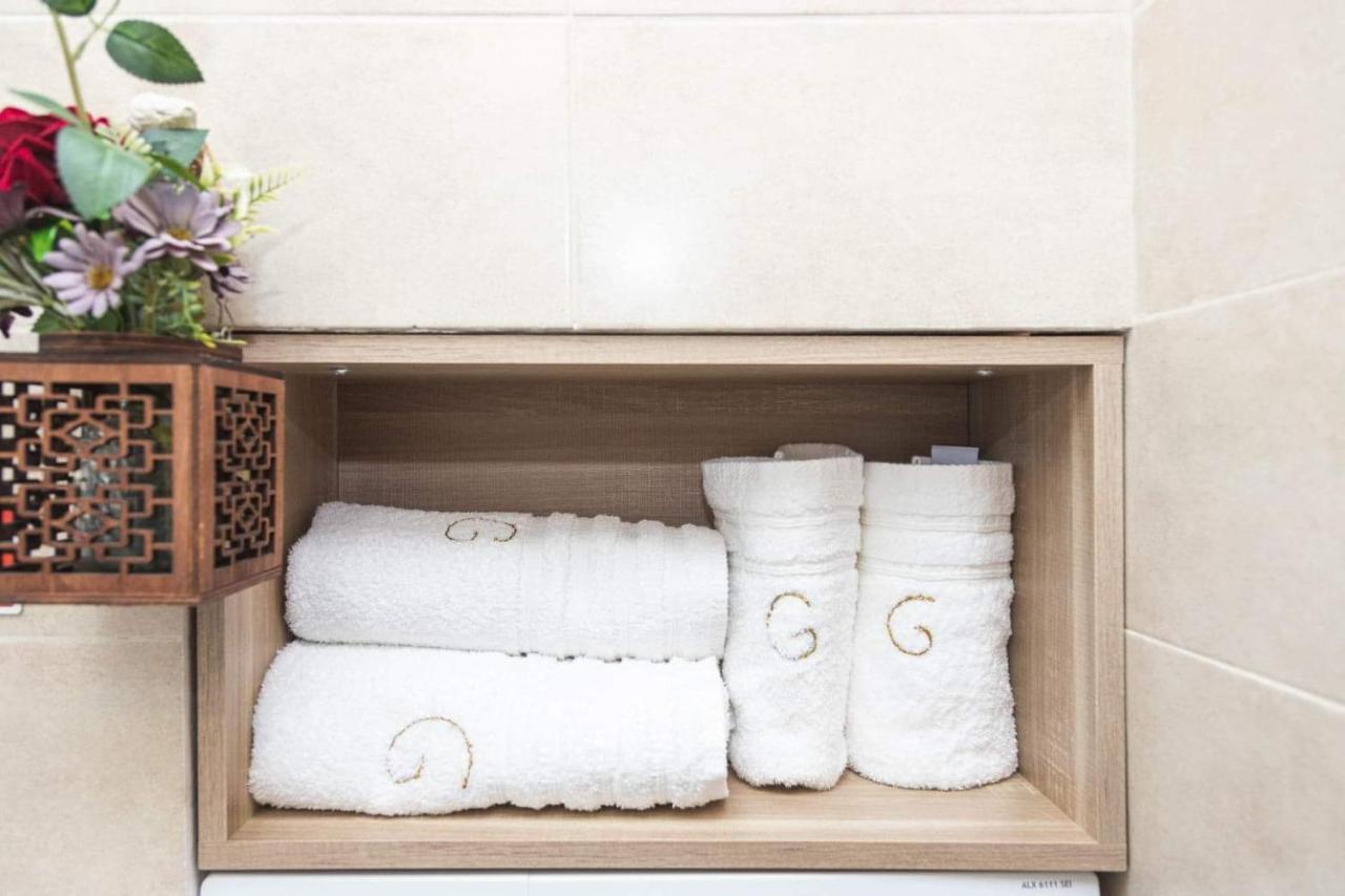 Goldenspace Exquisite Suite Near The Port فولوس المظهر الخارجي الصورة