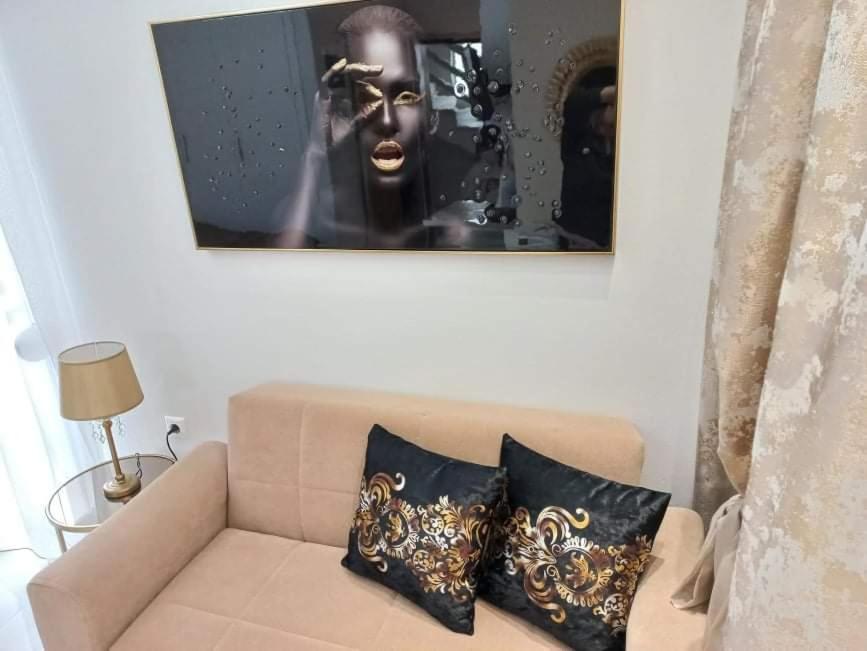Goldenspace Exquisite Suite Near The Port فولوس الغرفة الصورة